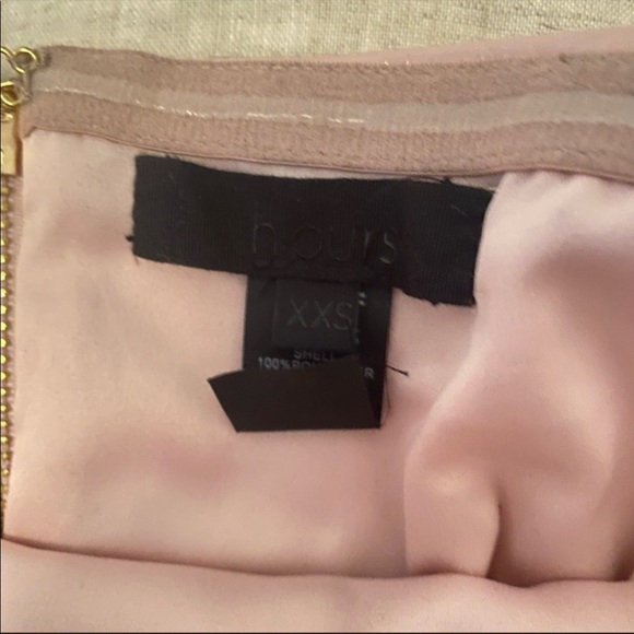 H:OURS Mirabelle mini dress in nude gloss XXS - Picture 5 of 6